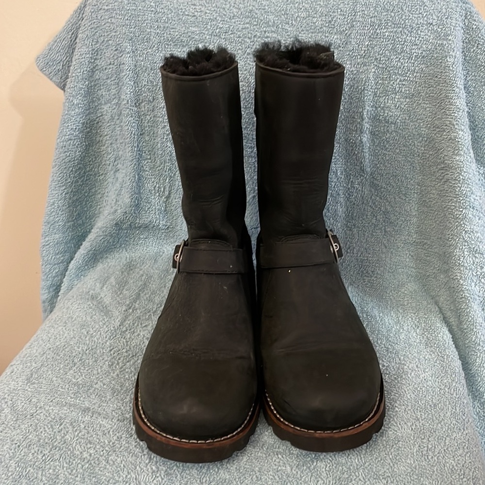 Ugg Boot - image 4